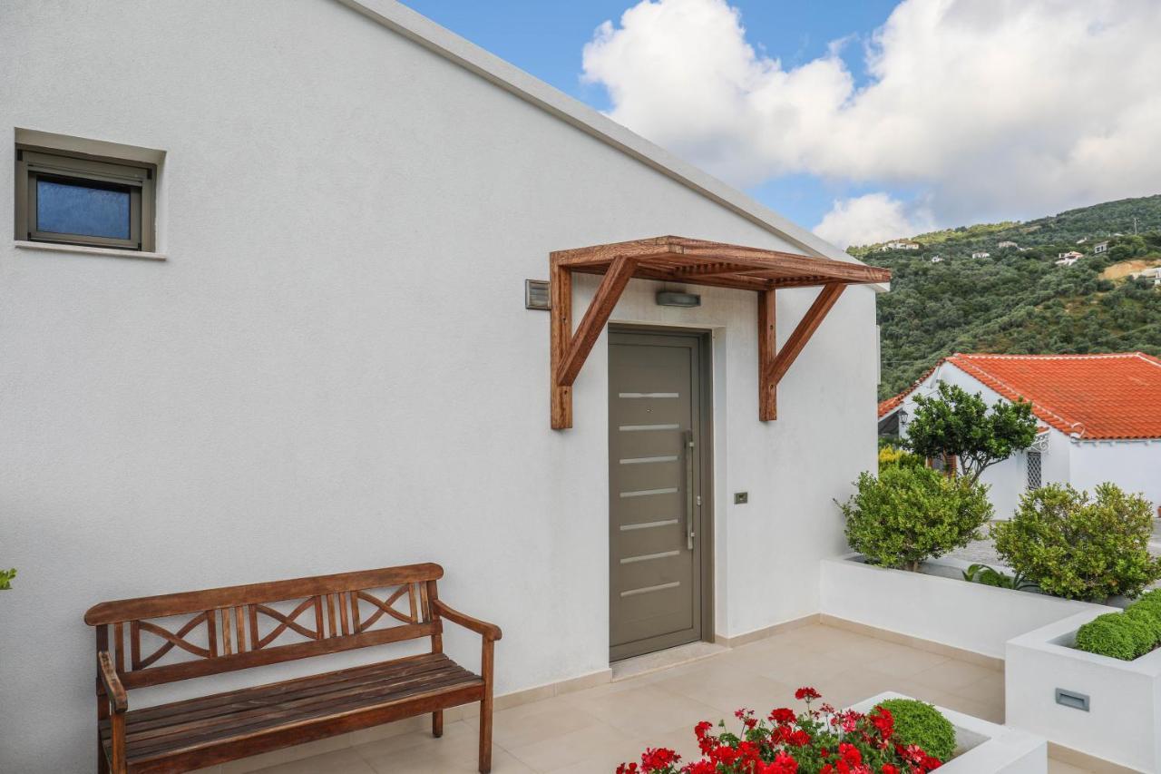 Georgia Villas Скиатос Екстериор снимка