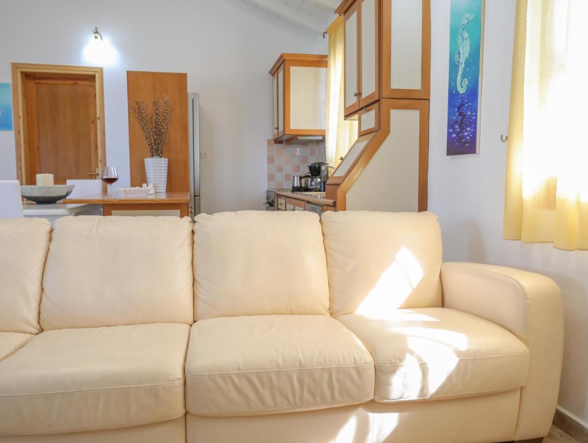 Georgia Villas Скиатос Екстериор снимка
